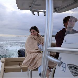 Meet your Posher, Claire